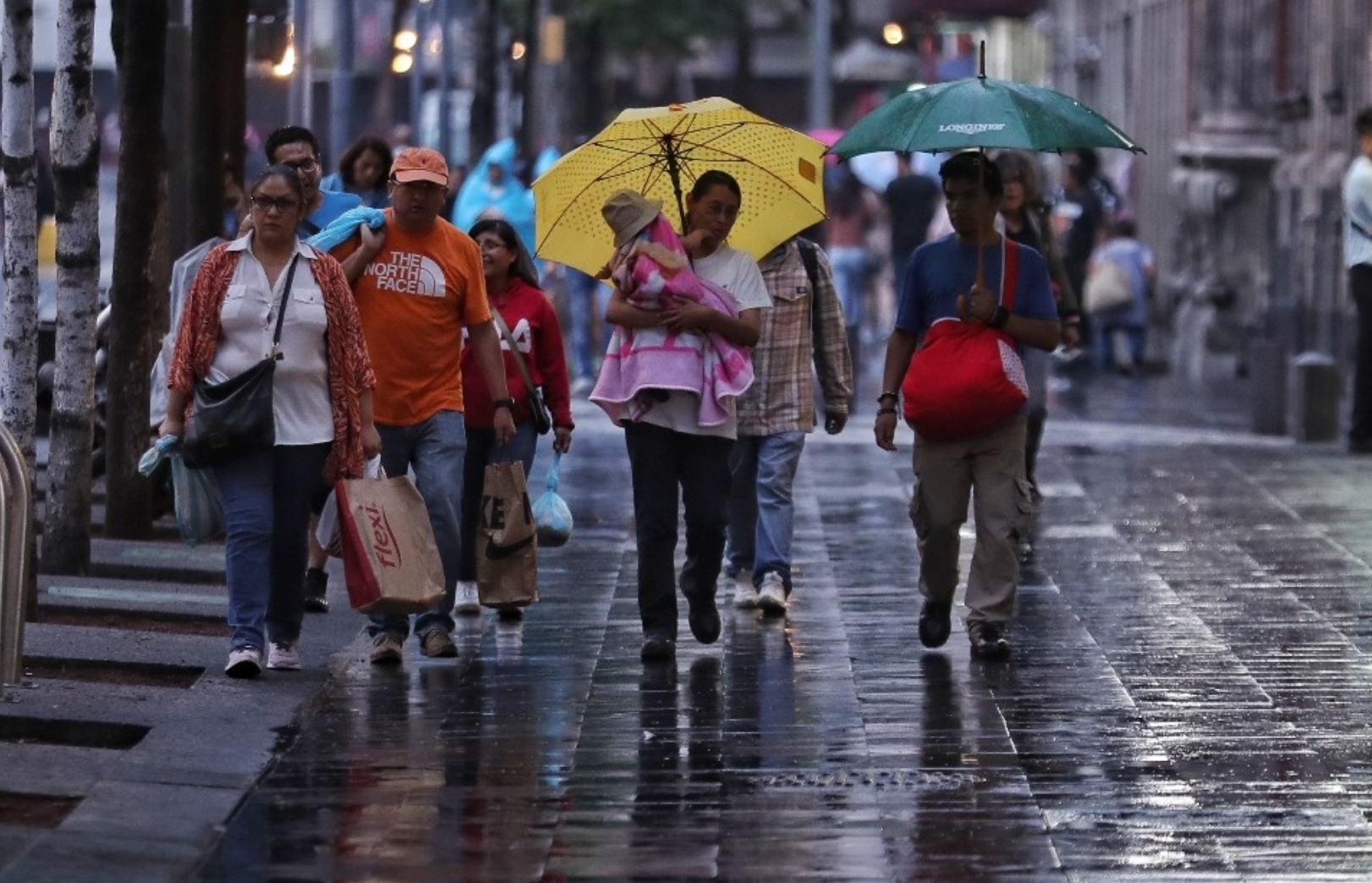 Onda tropical 15 ocasionará lluvias fuertes en el país